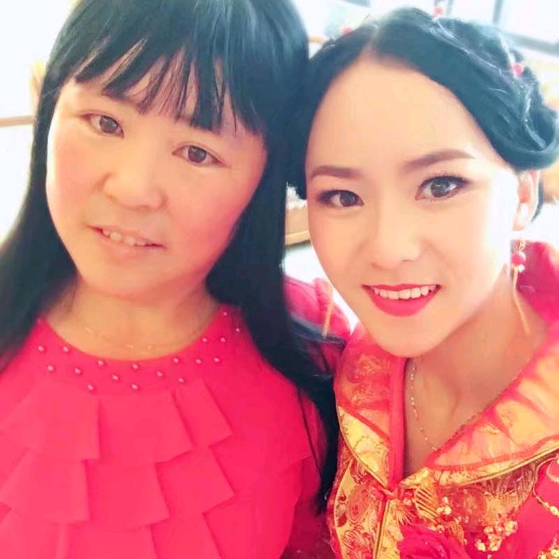 红豆砂锅猪脚火锅