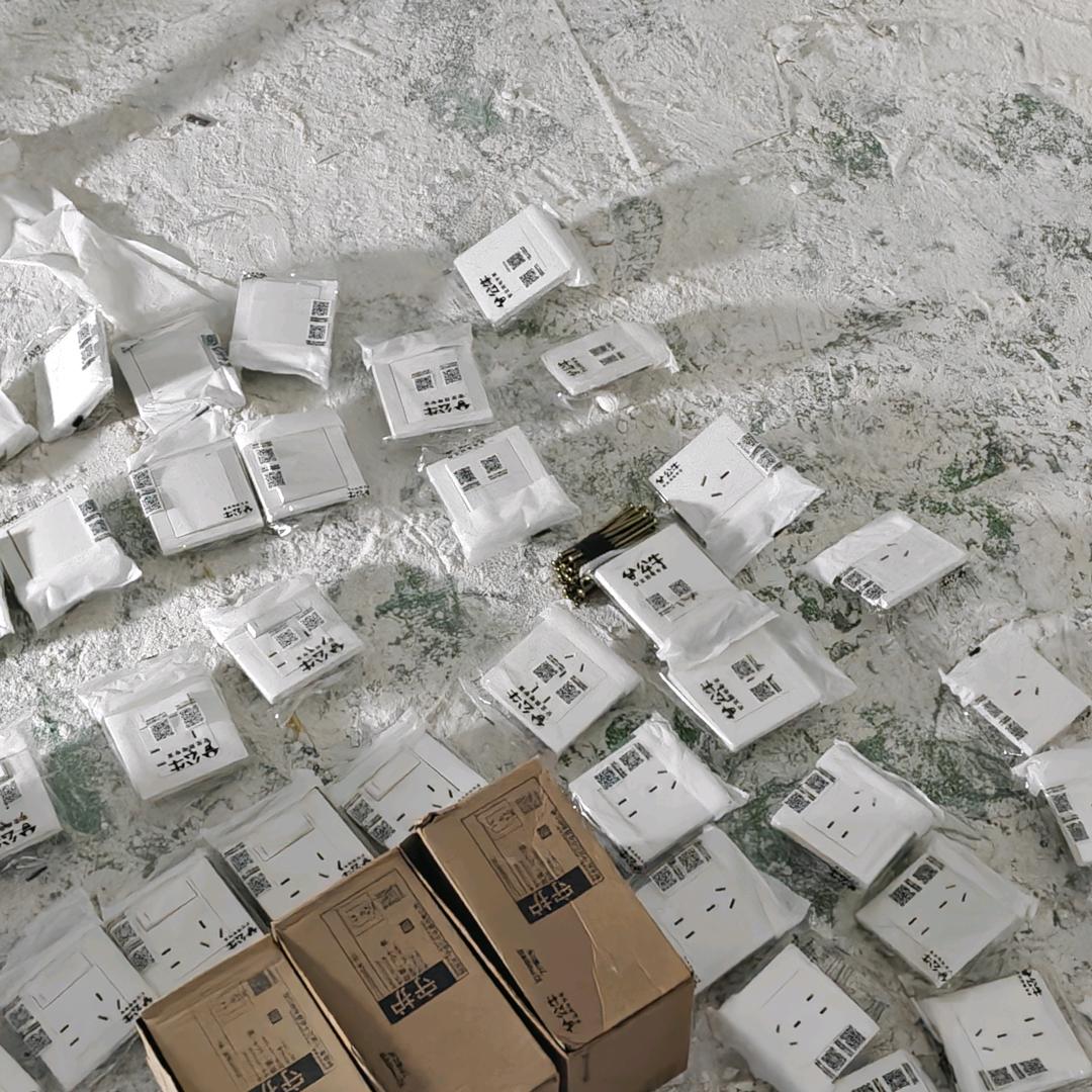 邓州鸿宇水暖电料批发