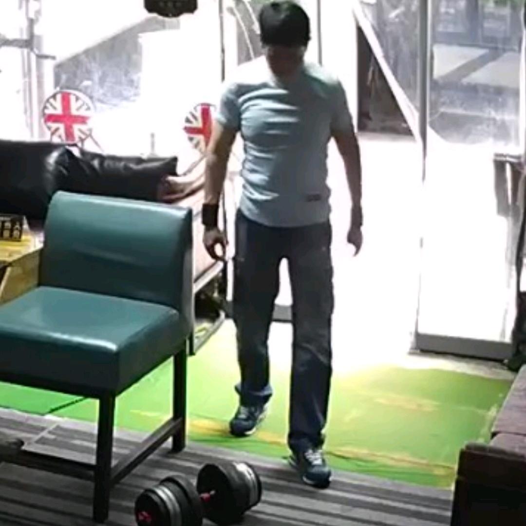 祁哥台球.山楂树商业街