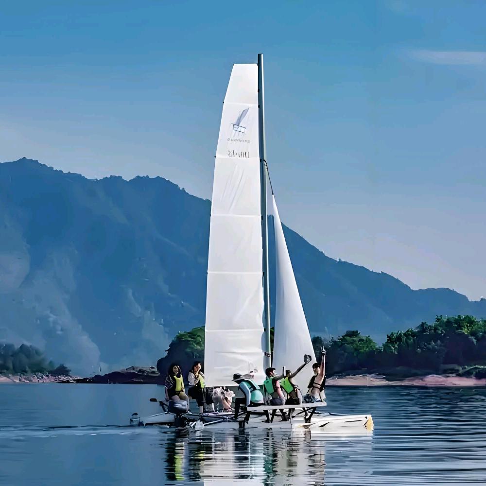 千岛湖里有帆船