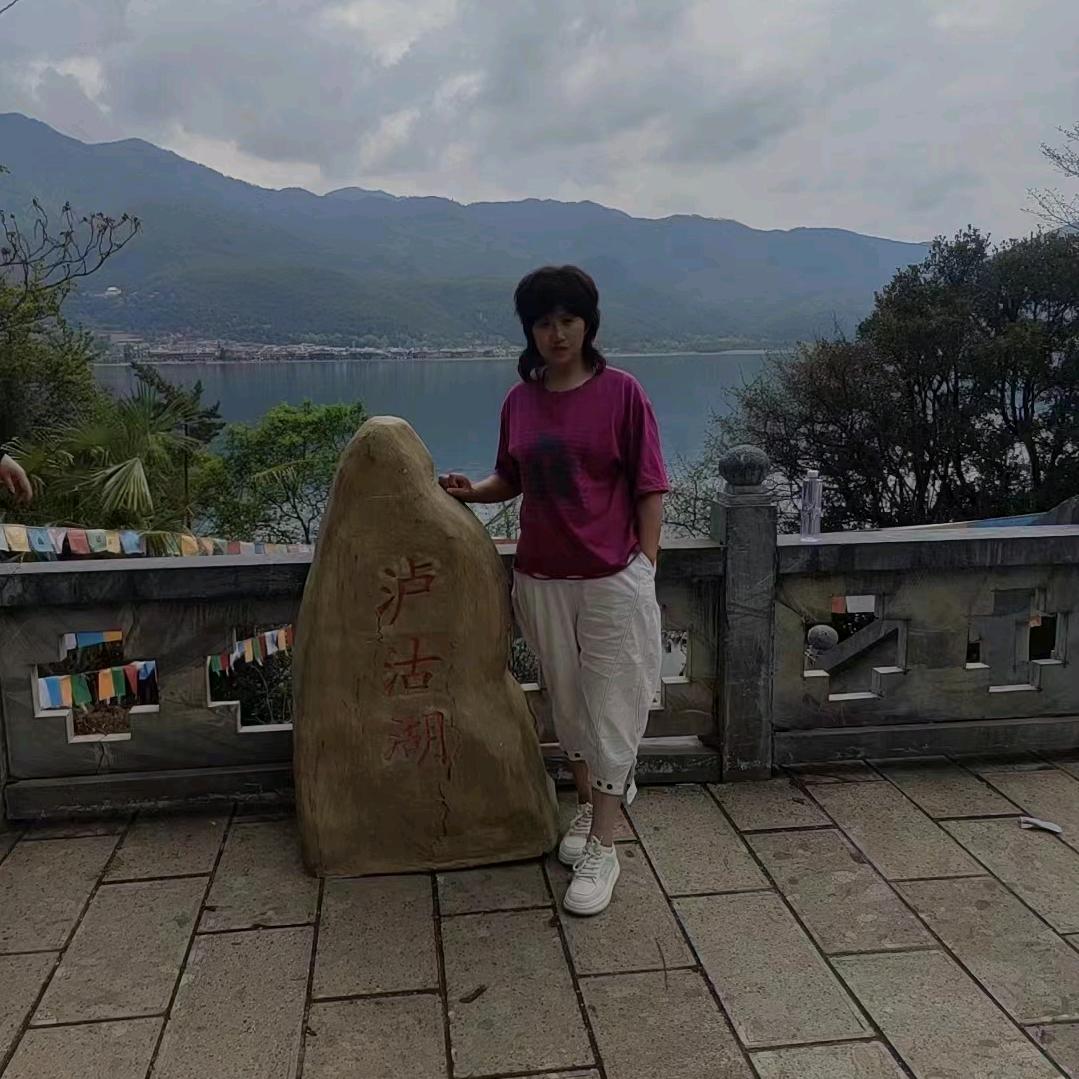两个皮夹克