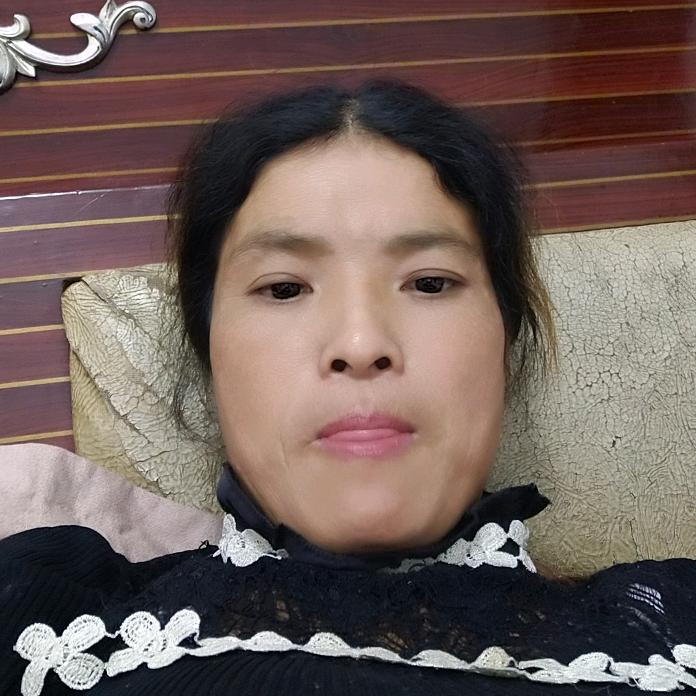 H小琴.
