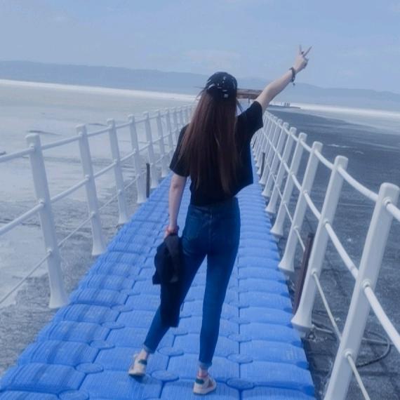 ෴ʚ࿆、亻圭、ɞ࿆෴