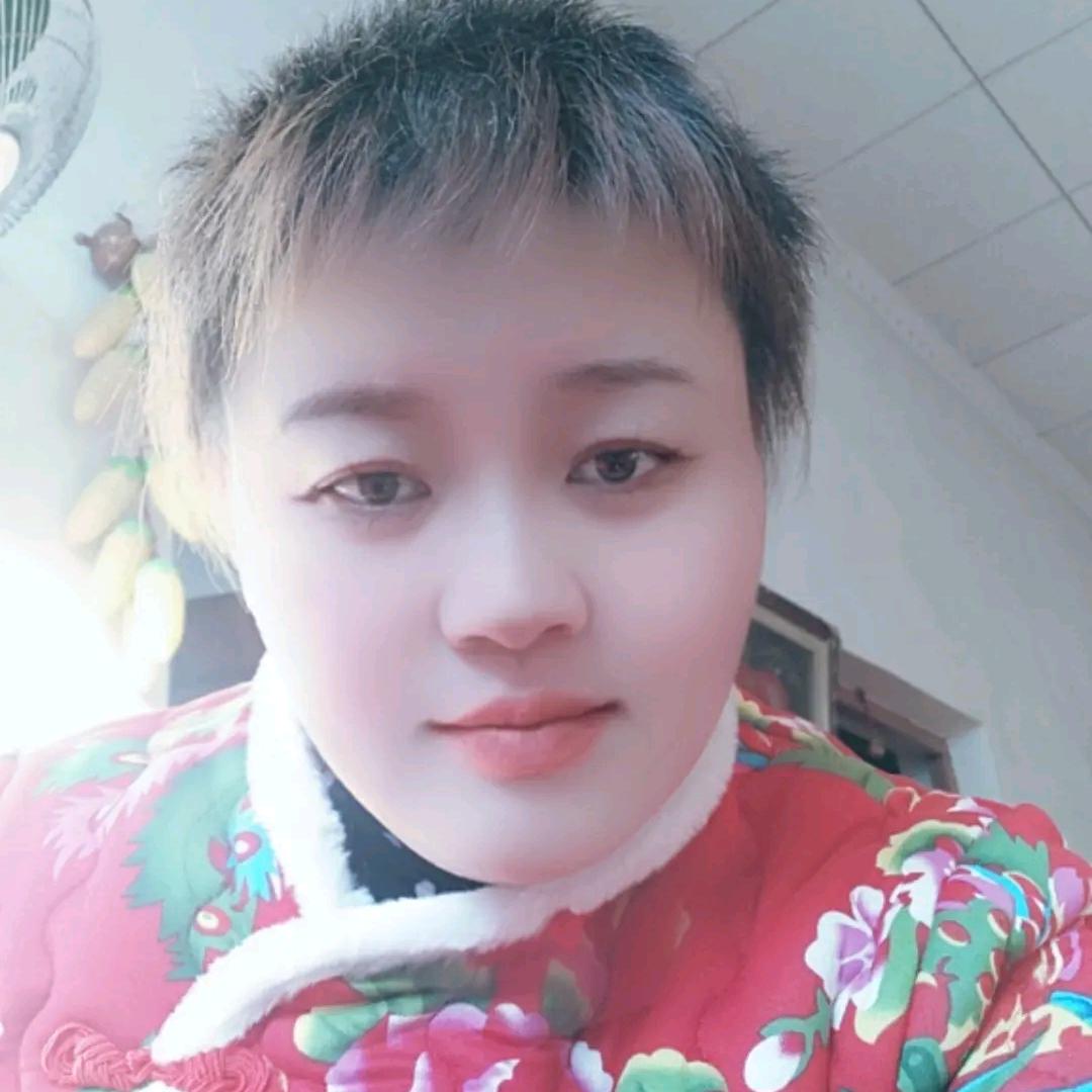 小静姐爱直播🎤