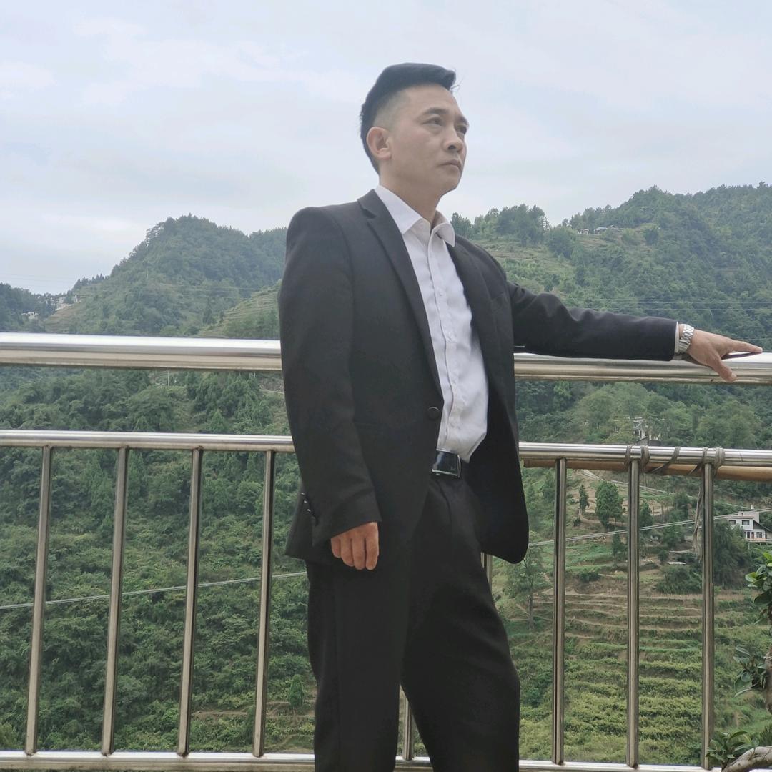 丰哥、花灯