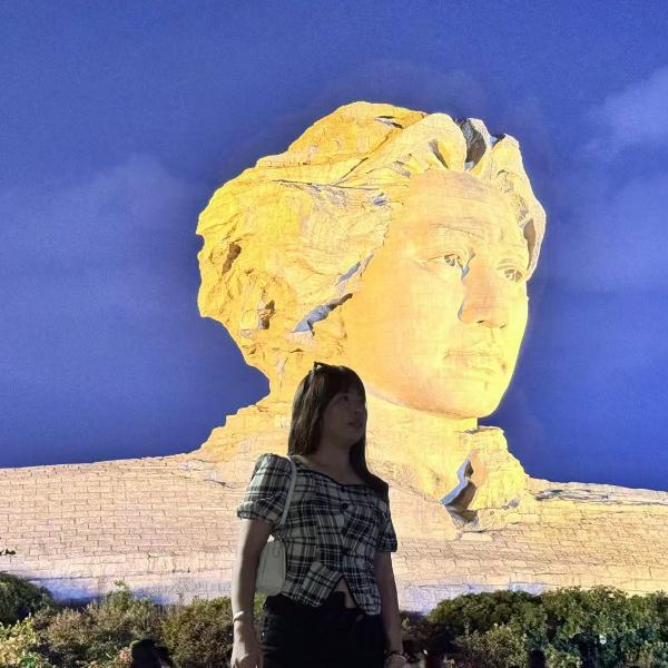 董家三小姐