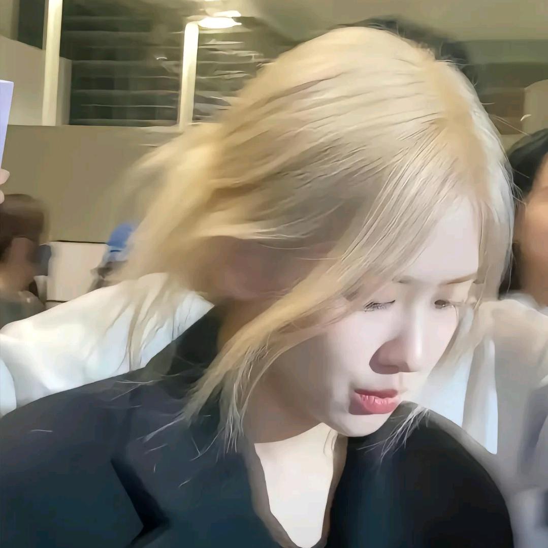 爱吃小蛋糕