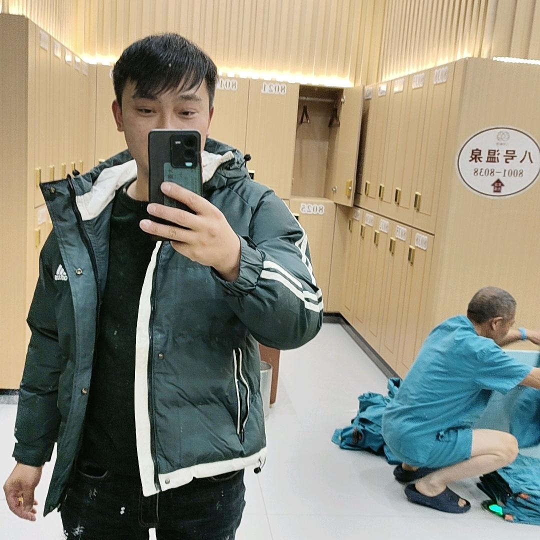 A龙公子水产行收青虾