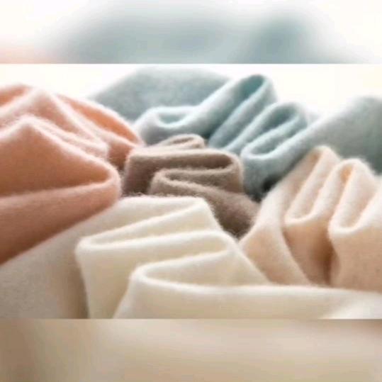 品蓝针织