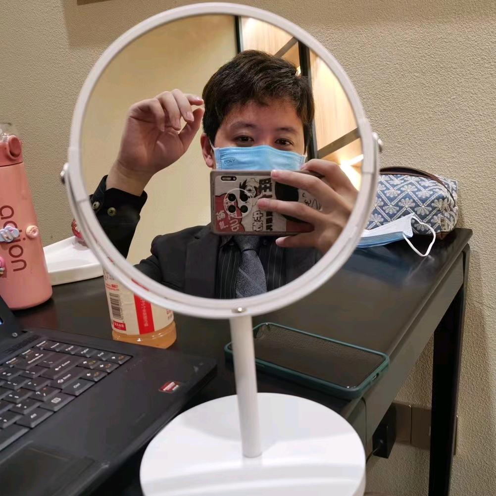 三十岁孤寡老人