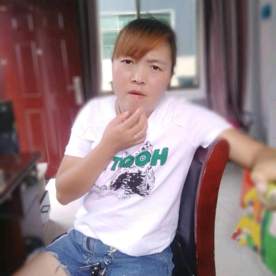 香脆辣椒和甜白酒