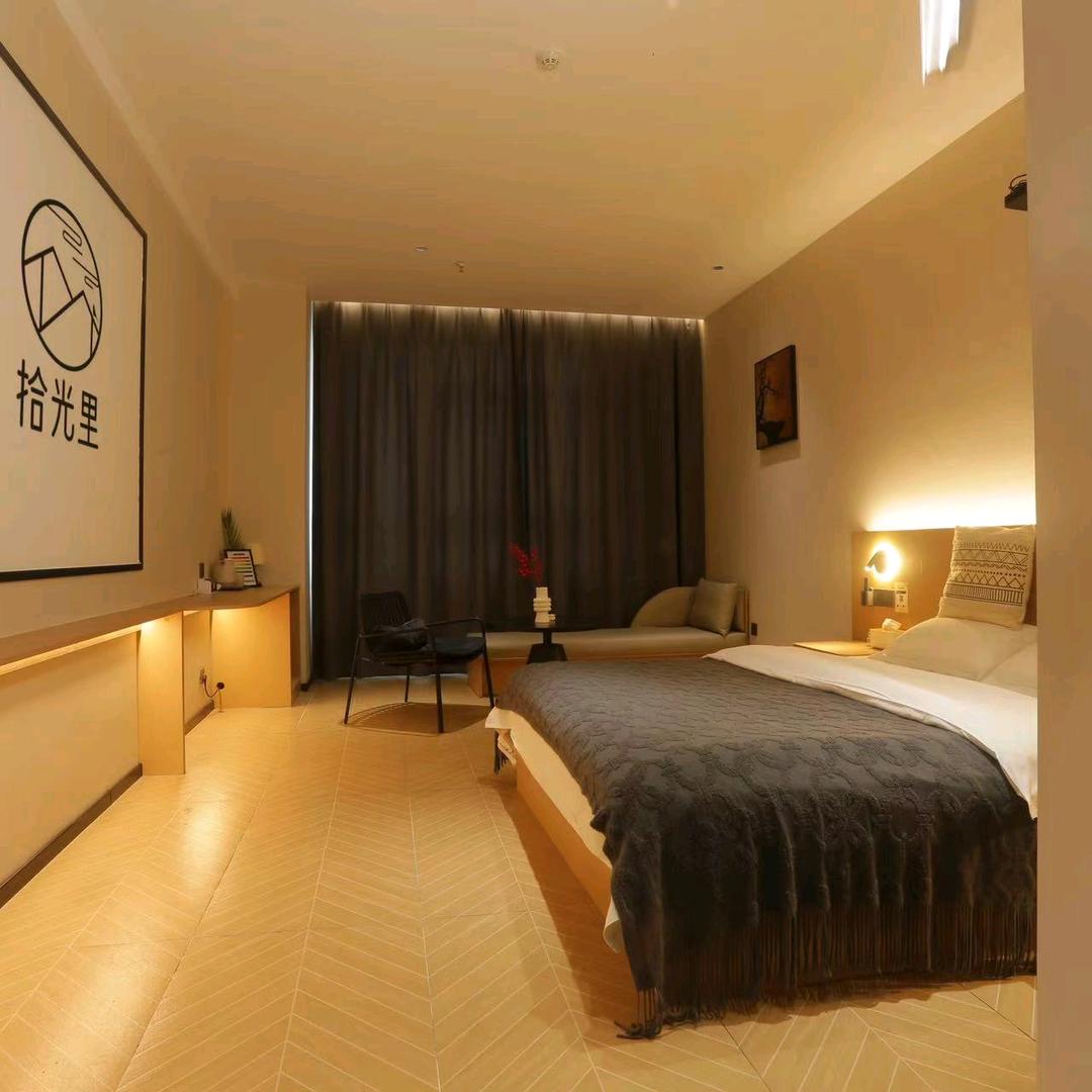 拾光里影院公寓(清明上河园店)官方号
