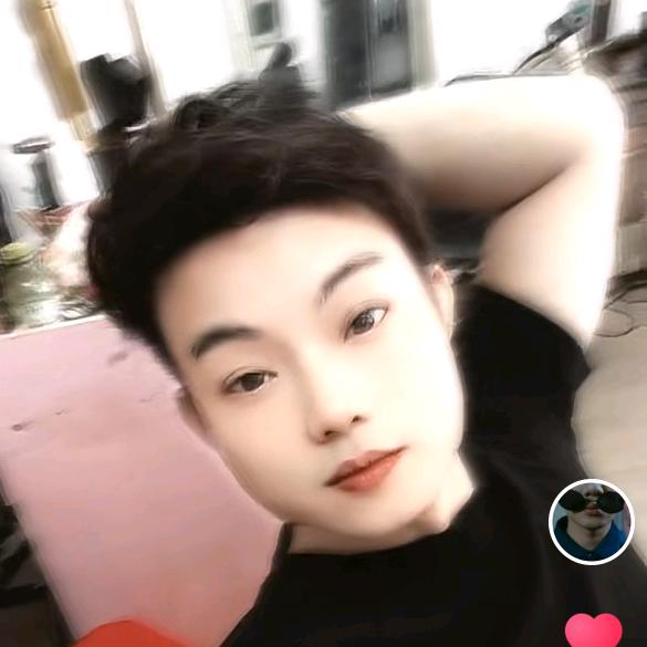 A毅🤷然