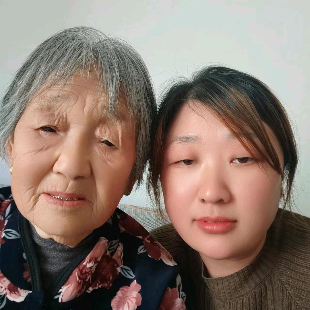 芹芹-奶奶日常生活