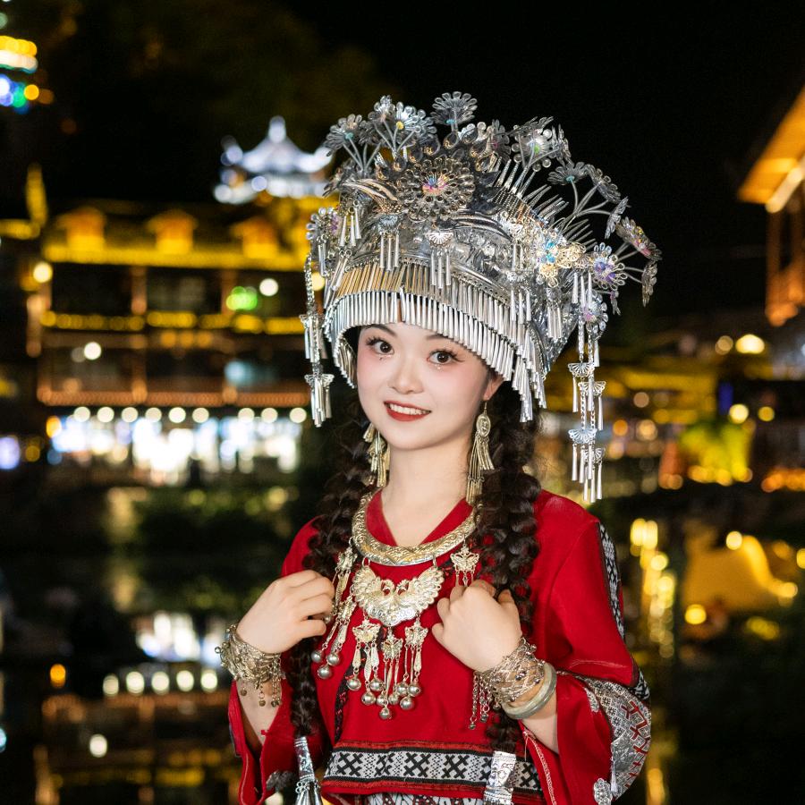 菀菀类卿