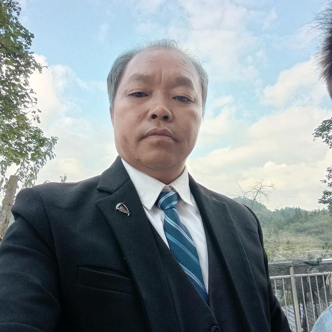 宏太乐队罗碧远