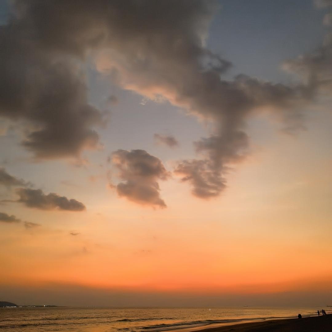 一个爱说倒装句的女生