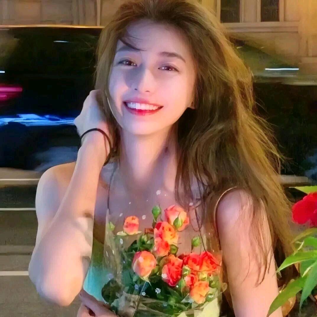 做自己的小太杨🥰