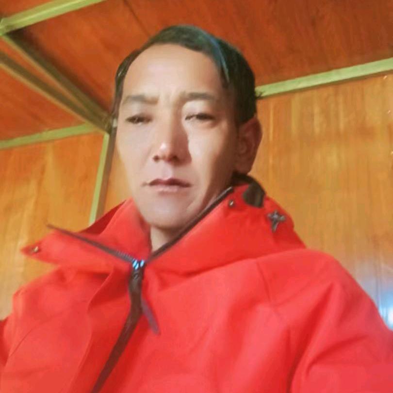 草原🏇牧人🤪