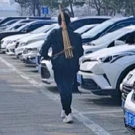 杨氏苗族原生态芦笙制作社