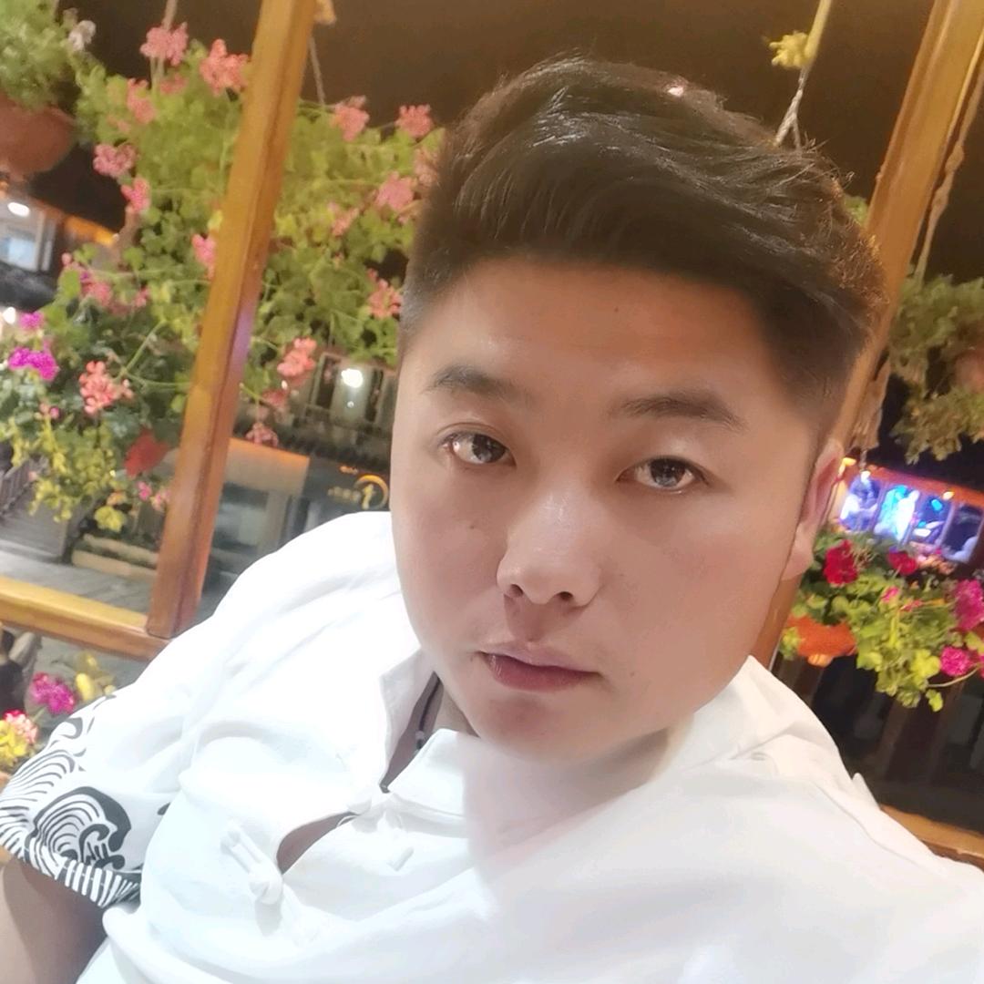 胖龙龙