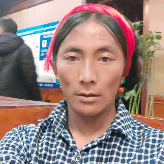 次仁格桑