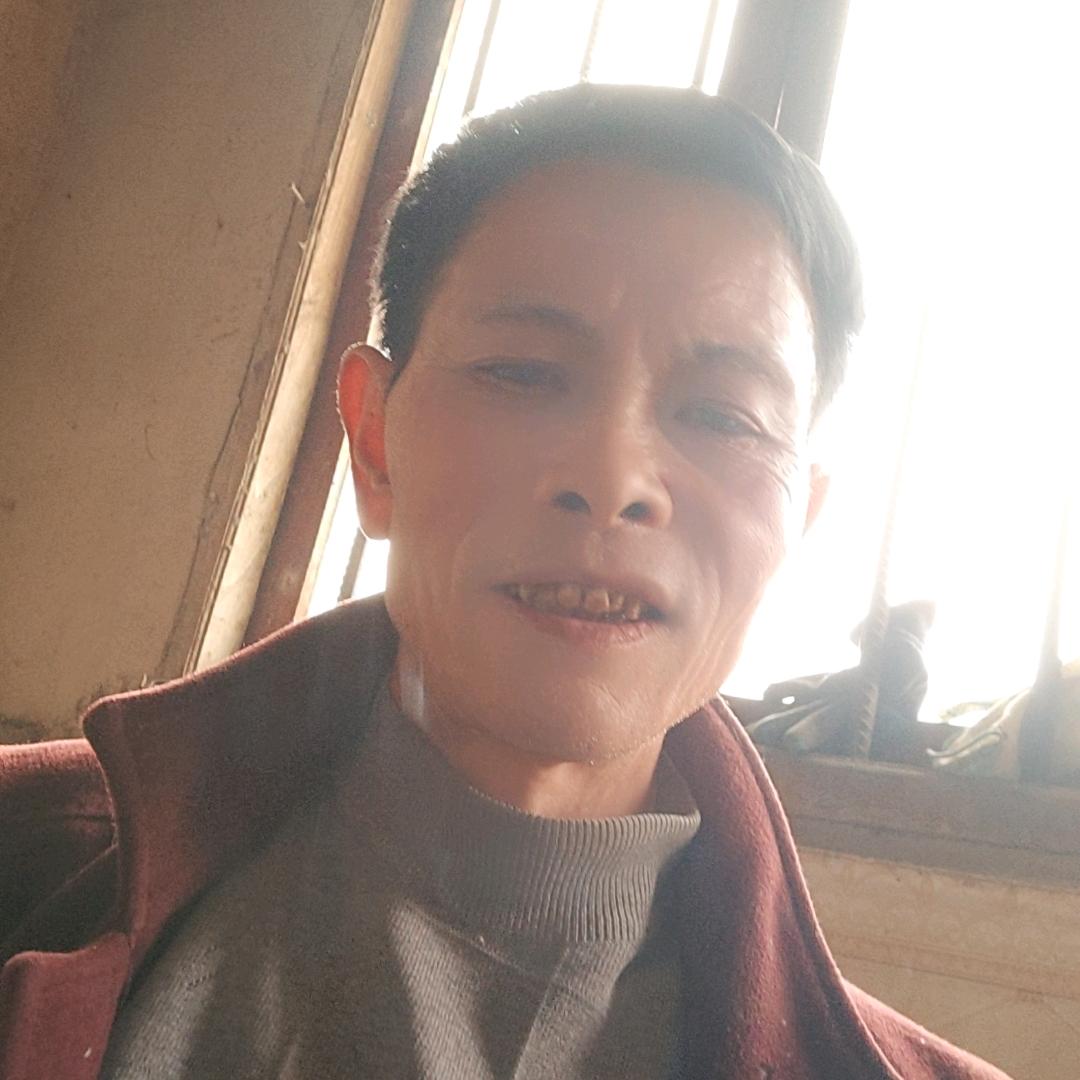 老左.