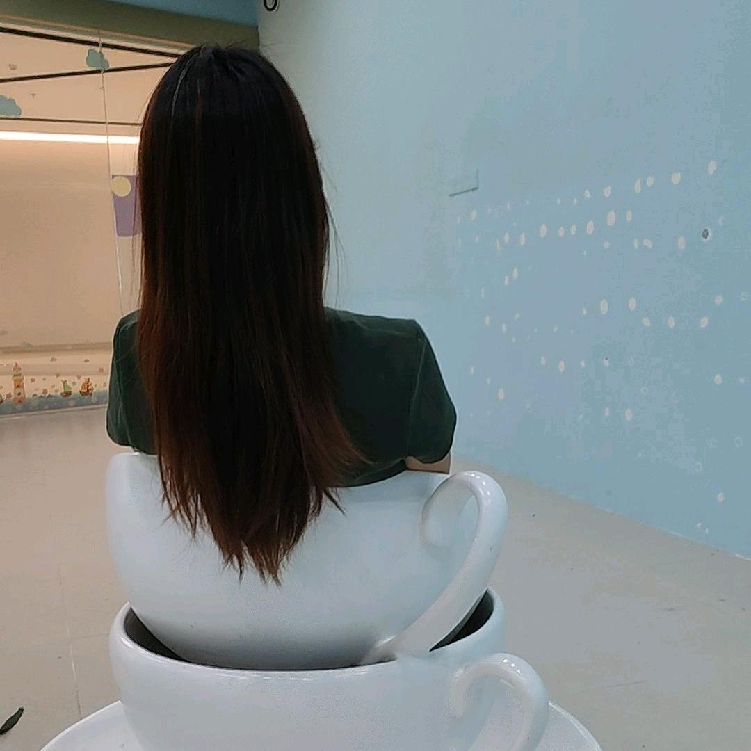 ঞᩚ丫头ღ᭄（拒绝私聊）