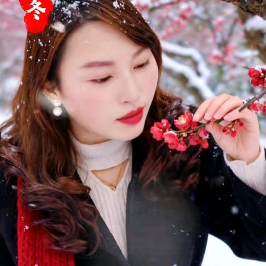 再苦也得微笑，再累也要生活。