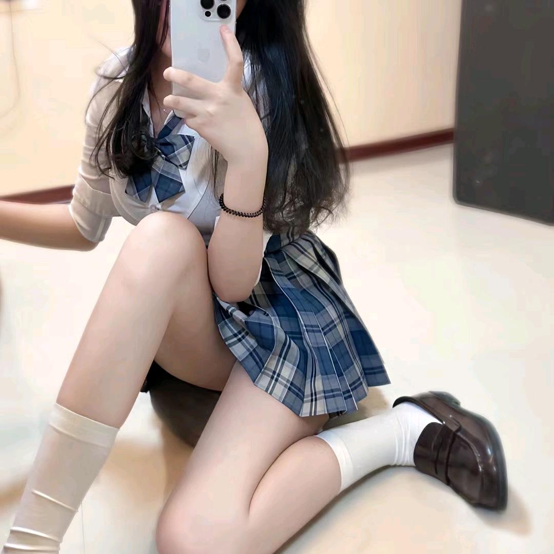 粉色团子