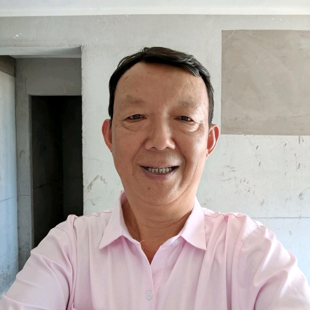 搞装修的郑哥！