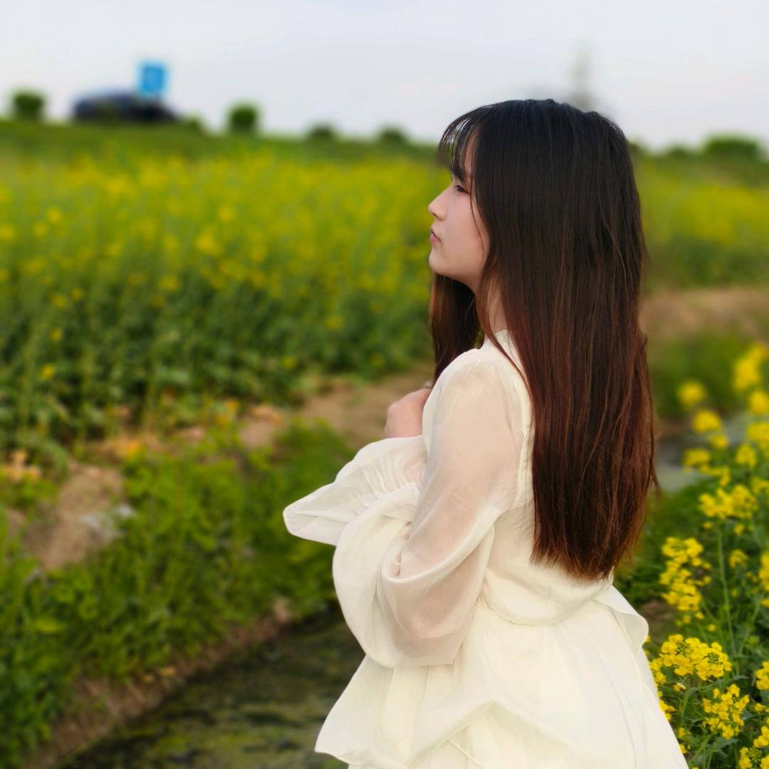 盘龙区梨洛百货商行