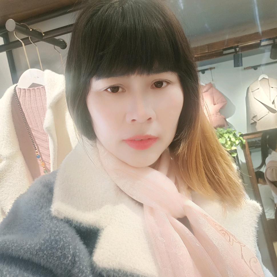 金凤凰。下午1:36开播