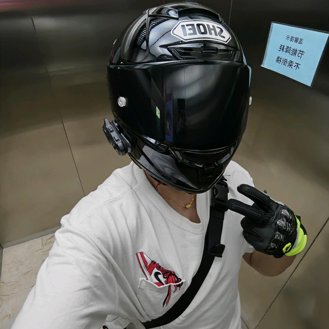 叶  子（戒烟）