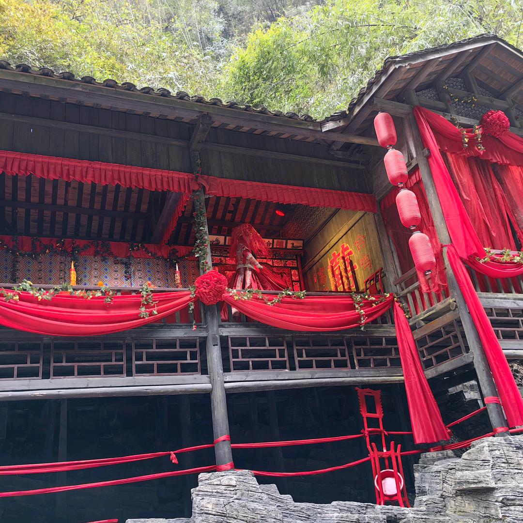 听风   、花落