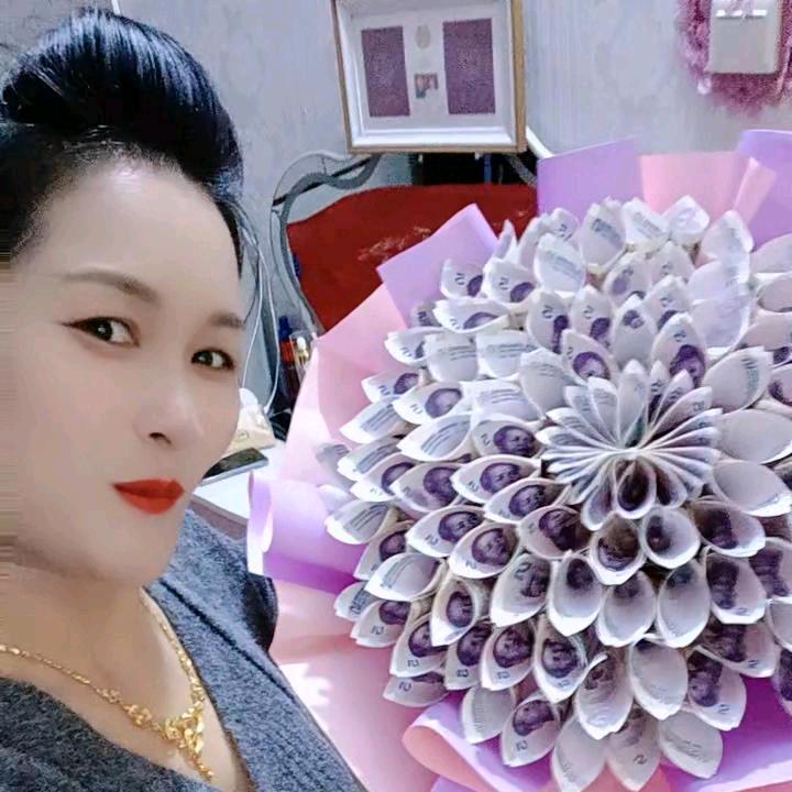 呵王💞黄
