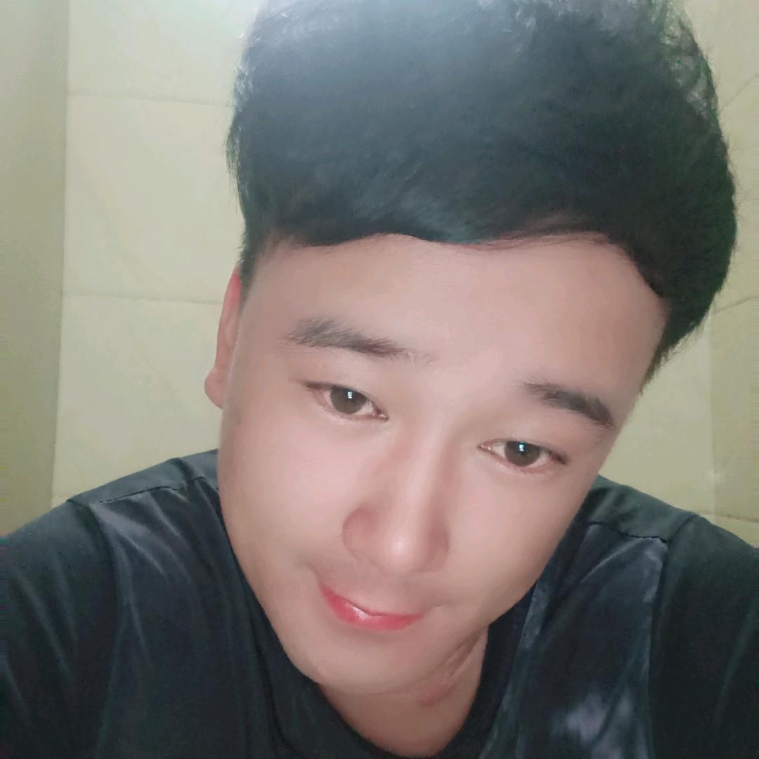 含  泪  微  笑（๑⃙⃘´༥`๑⃙⃘