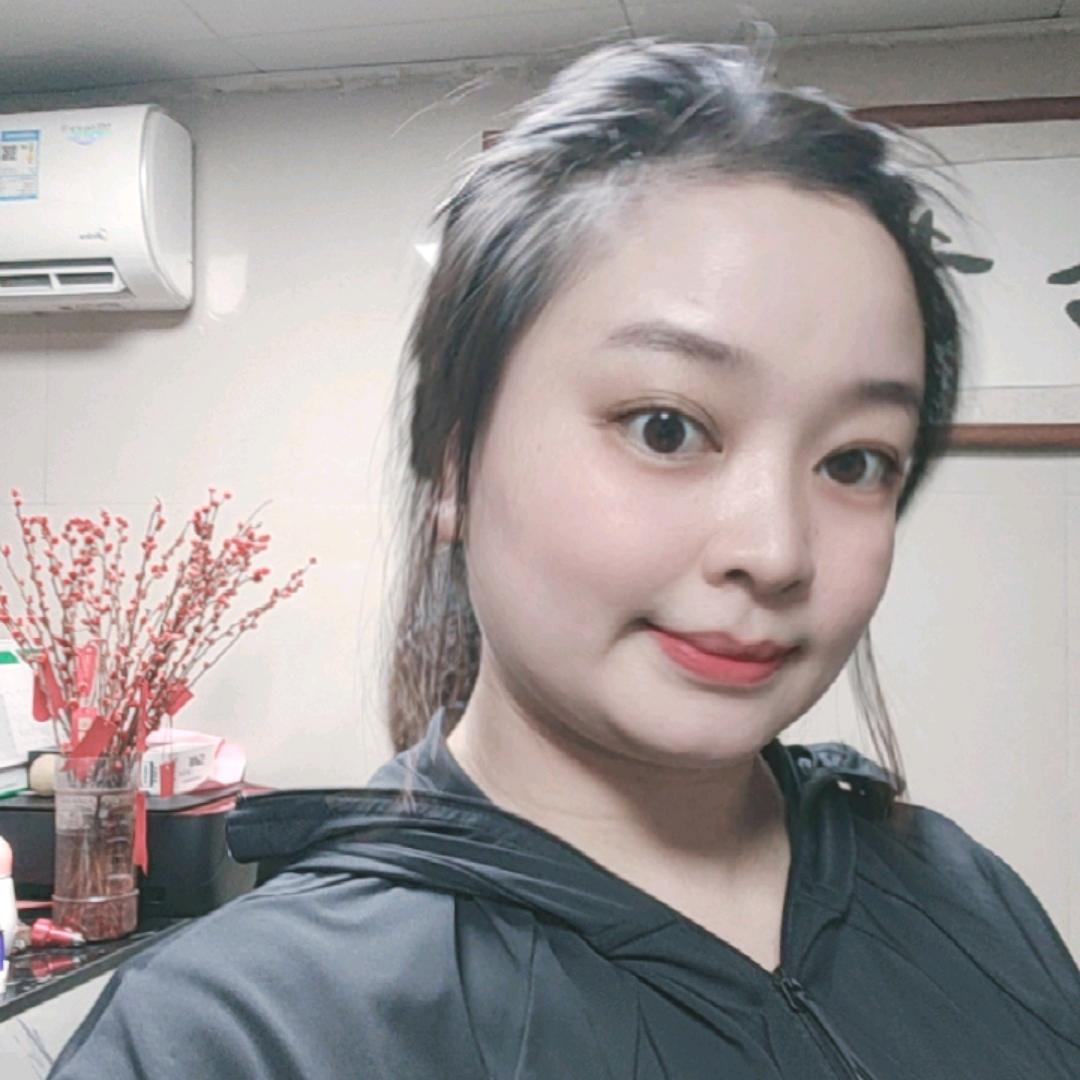 💭๓°池小姐