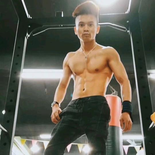 李啊森