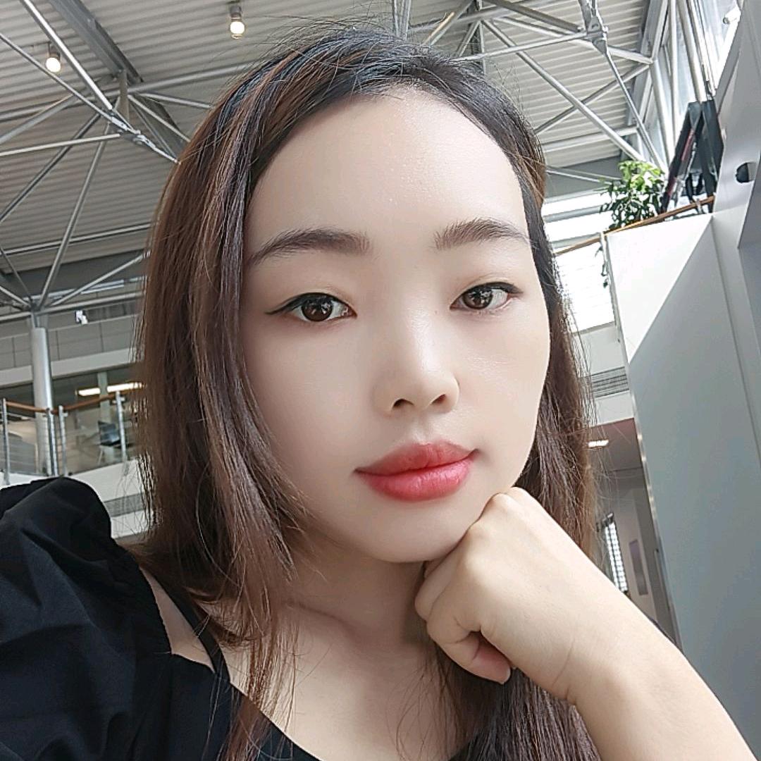 龙艳