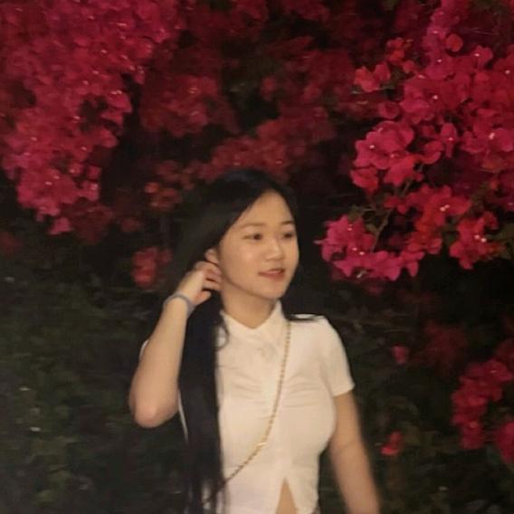 卖水果的福卢娃