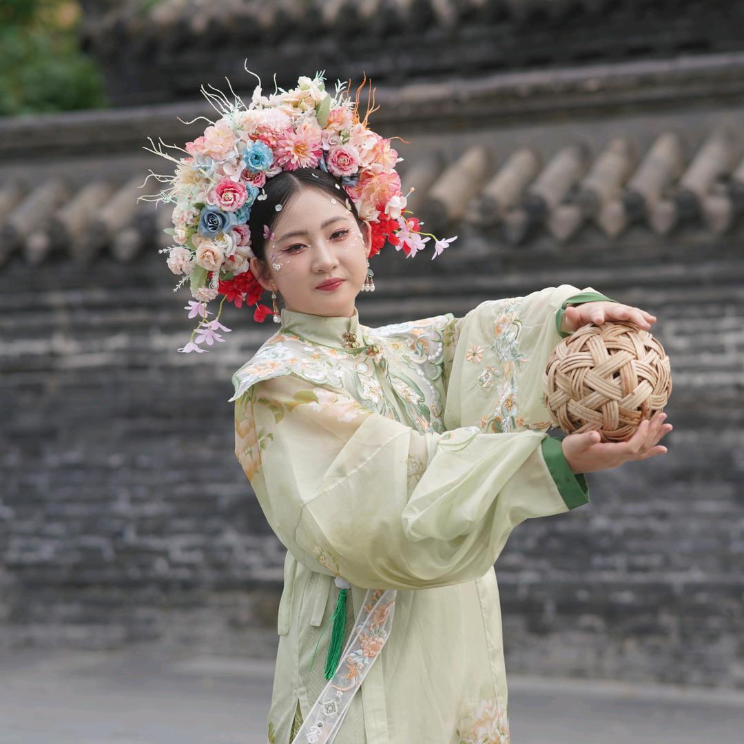 开心的小花朵