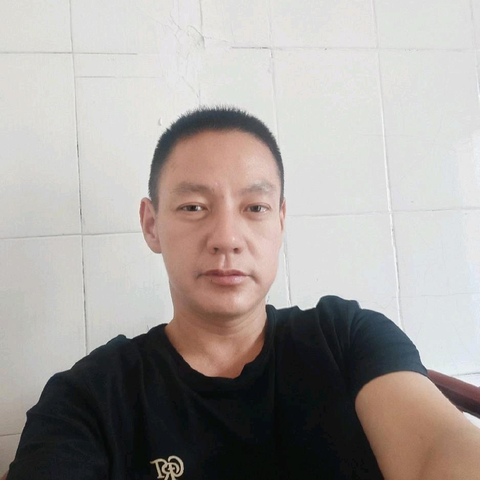 落霞与孤鹜齐飞，秋水共长天一色！