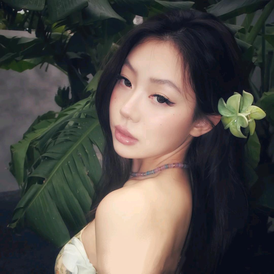 ¹个无名小帅不练斜方肌