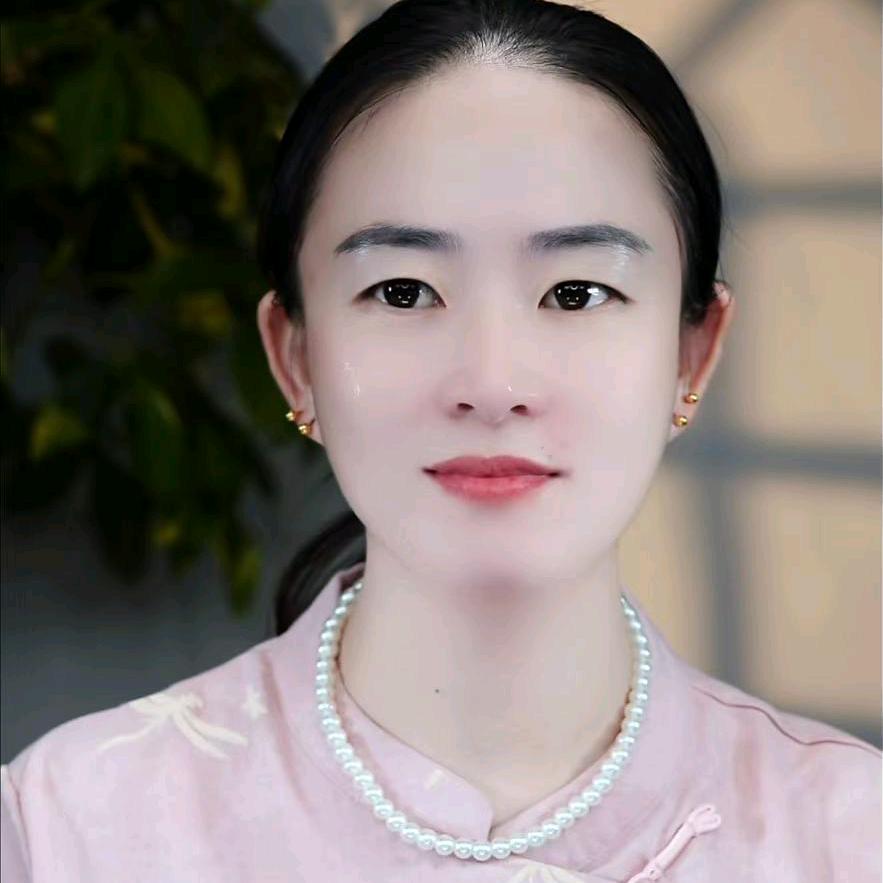岩岩护肤