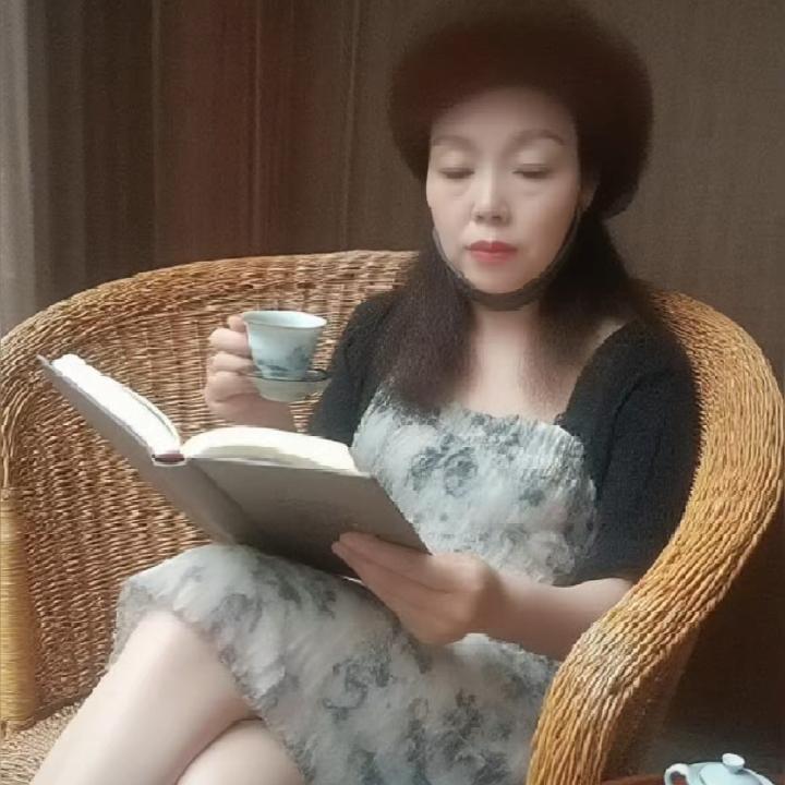 上海家政：保姆，育婴师，护工，保安。