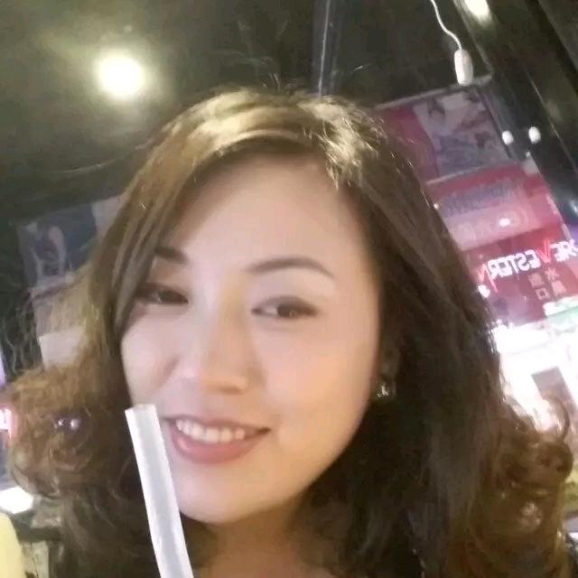 典石装饰公司，卓尔思门窗（橱窗有好物)