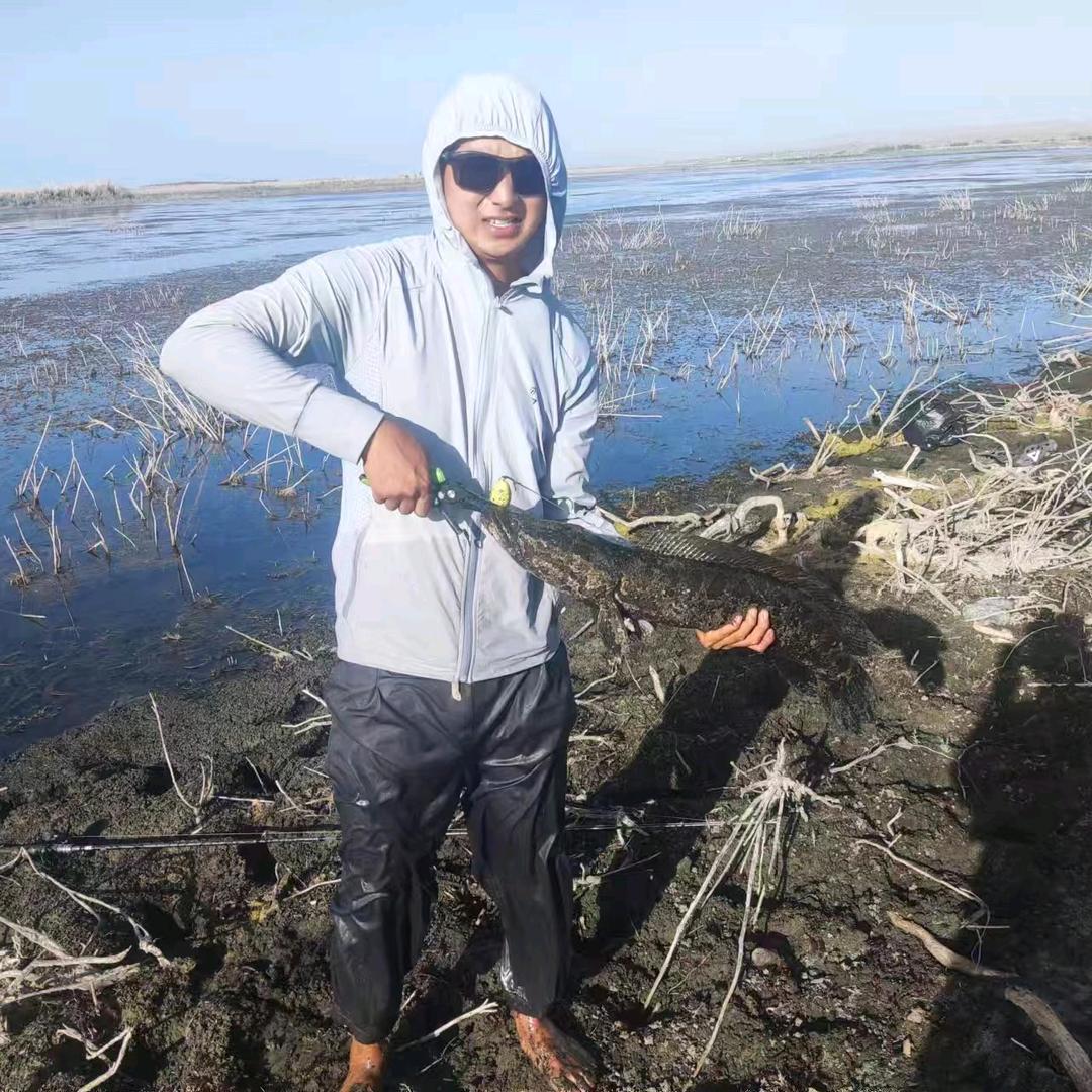 不野钓不钓鱼的黄老板