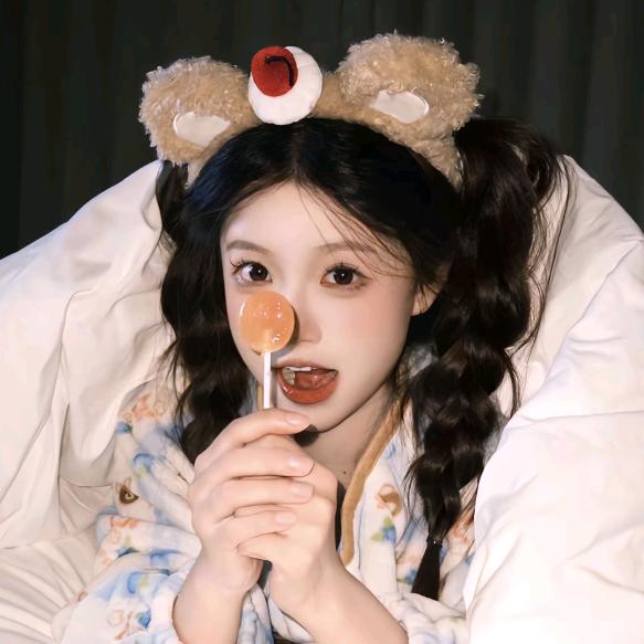 小思许愿۶•͈⚇•͈ა