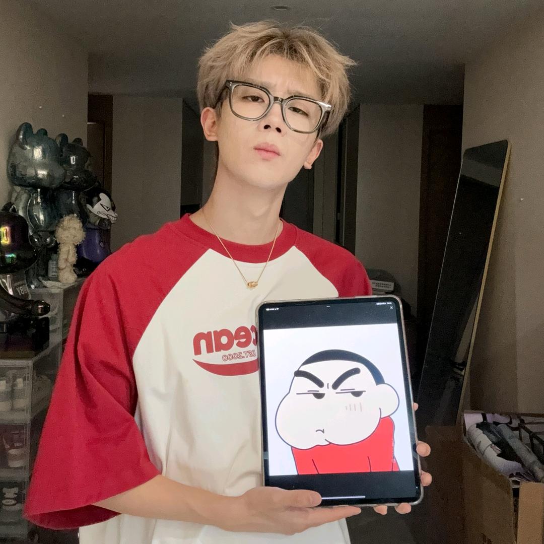 长不大的五岁小男生的可爱妹妹🐼🐶